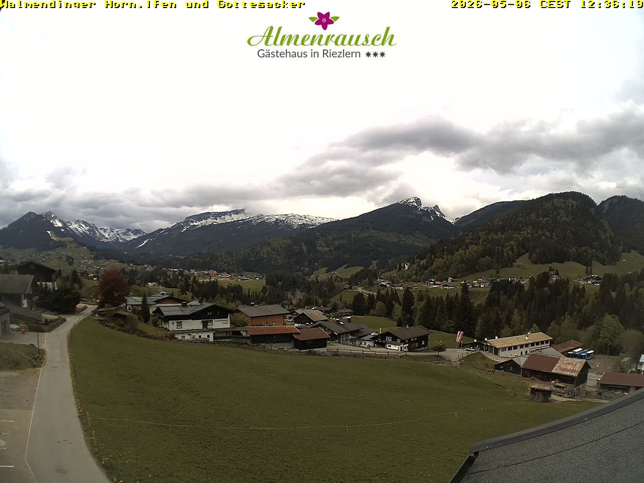 Archiv Foto Webcam Riezlern - Gästehaus Almenrausch
