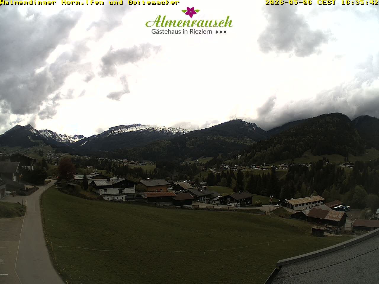 Archiv Foto Webcam Riezlern - Gästehaus Almenrausch