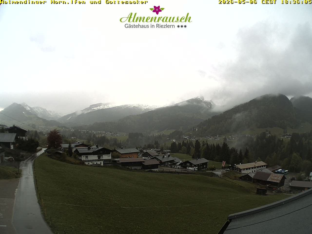 Archiv Foto Webcam Riezlern - Gästehaus Almenrausch
