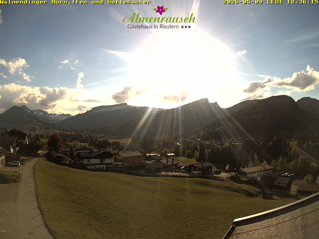 Archiv Foto Webcam Riezlern - Gästehaus Almenrausch