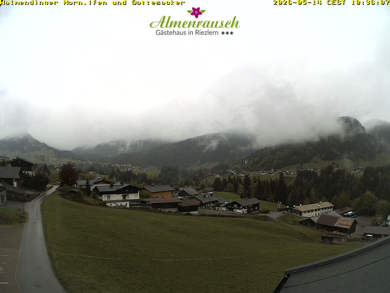 Archiv Foto Webcam Riezlern - Gästehaus Almenrausch
