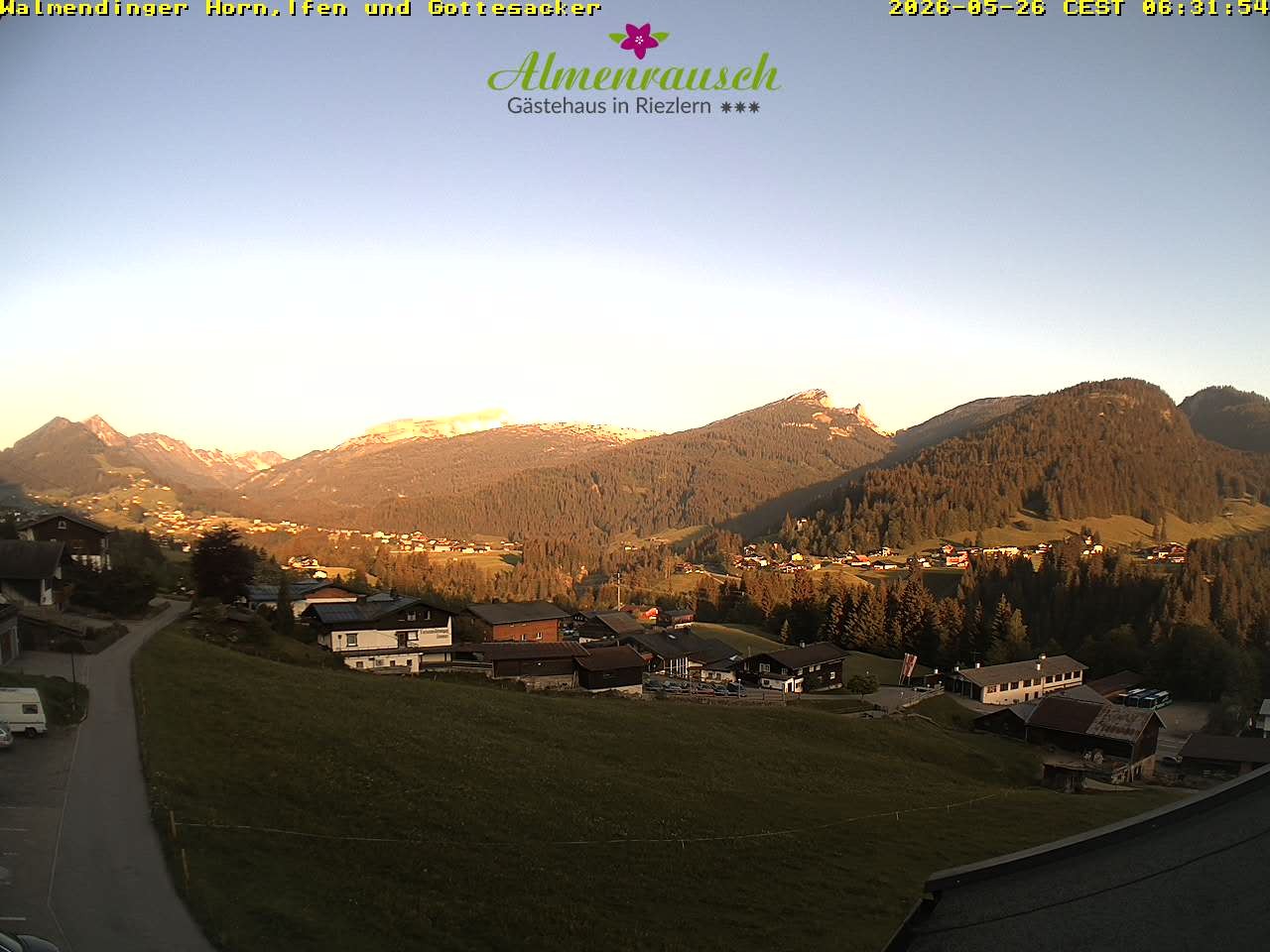 Archiv Foto Webcam Riezlern - Gästehaus Almenrausch