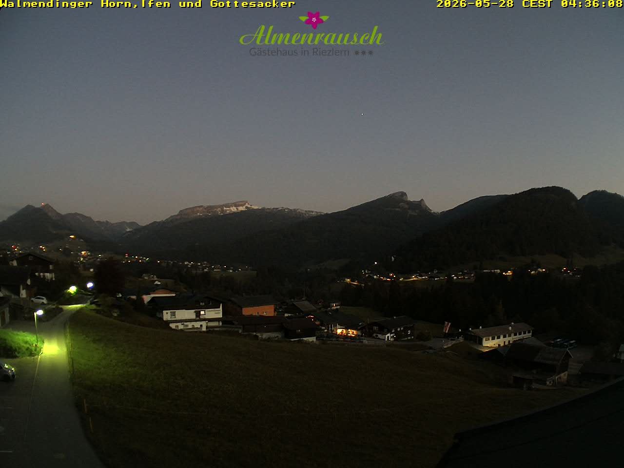 Archived image Webcam Guesthouse "Almenrausch"
