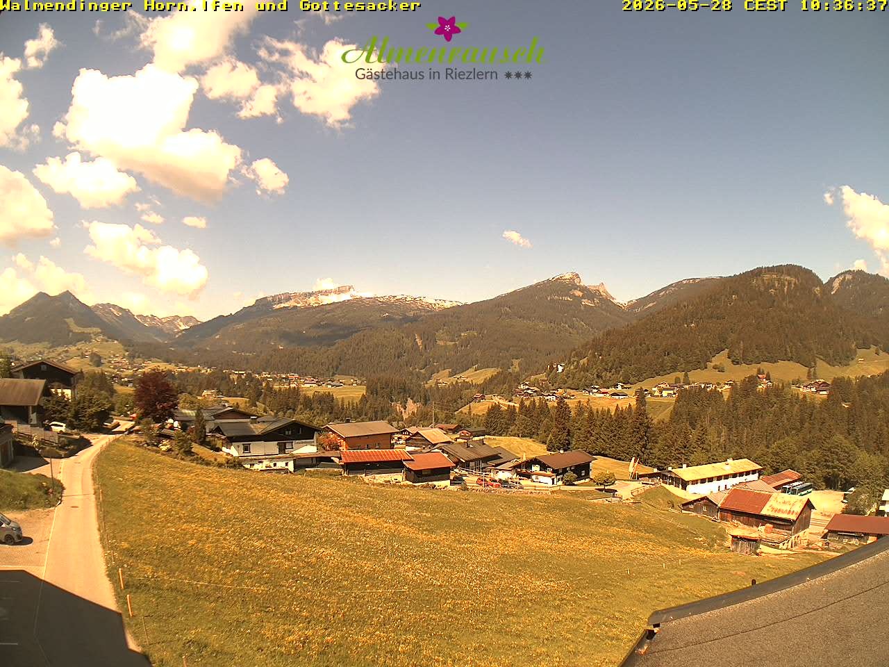 Archived image Webcam Guesthouse "Almenrausch"