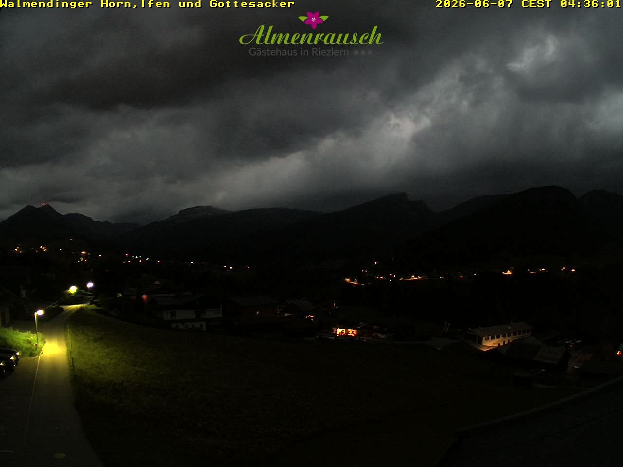 Archiv Foto Webcam Riezlern - Gästehaus Almenrausch