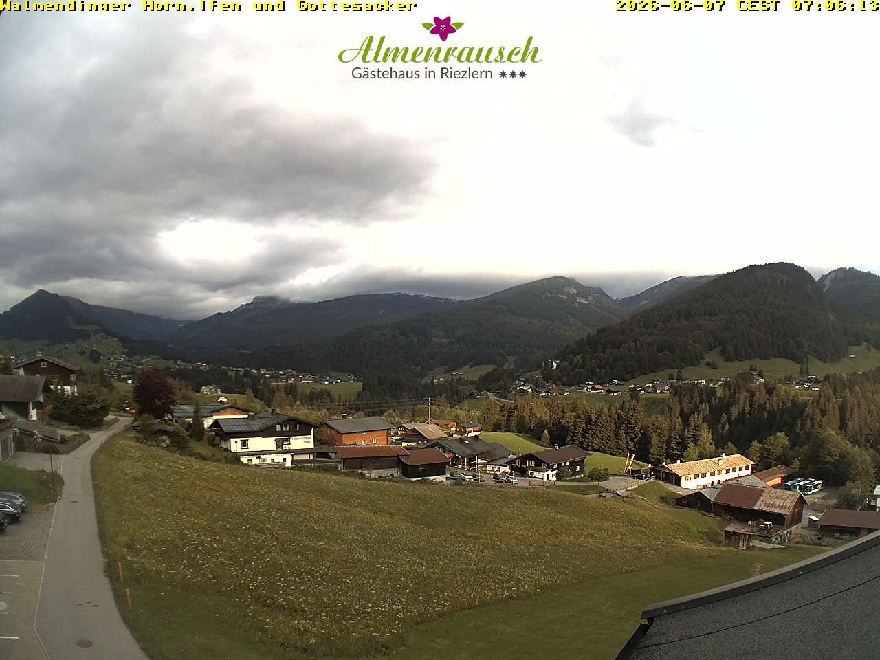 Archiv Foto Webcam Riezlern - Gästehaus Almenrausch