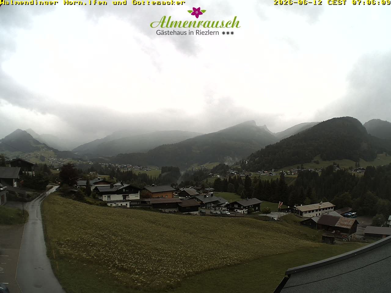 Archiv Foto Webcam Riezlern - Gästehaus Almenrausch