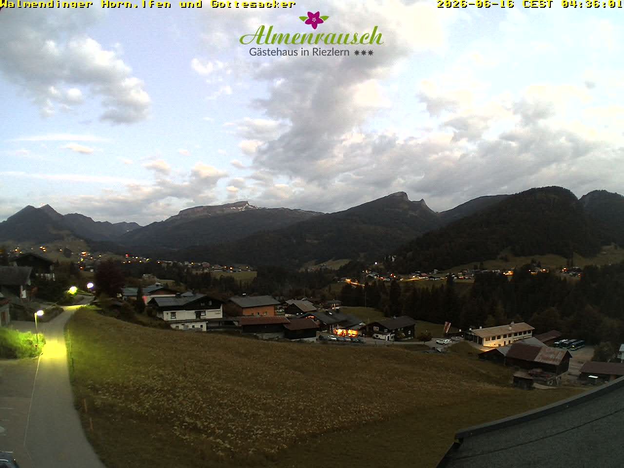 Archiv Foto Webcam Riezlern - Gästehaus Almenrausch