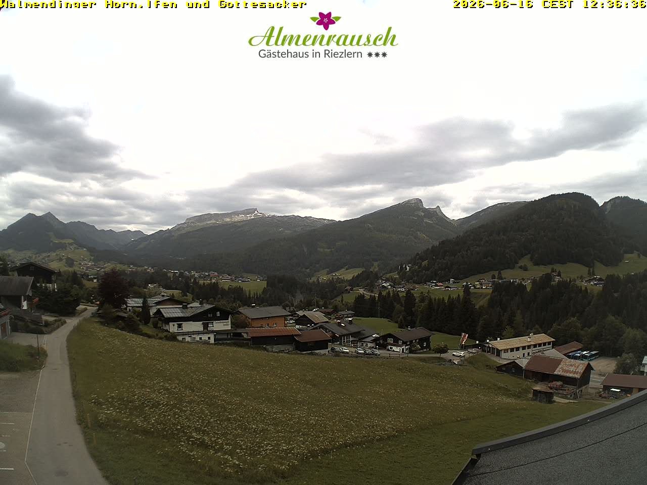Archiv Foto Webcam Riezlern - Gästehaus Almenrausch