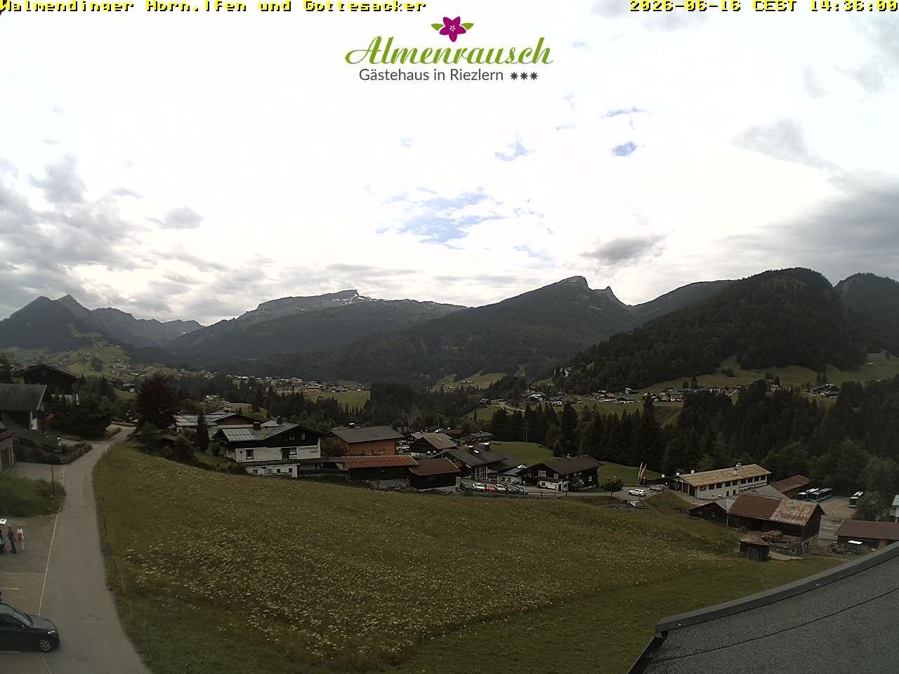 Archiv Foto Webcam Riezlern - Gästehaus Almenrausch