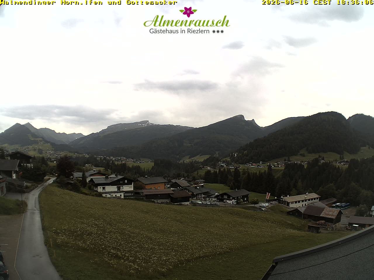 Archiv Foto Webcam Riezlern - Gästehaus Almenrausch