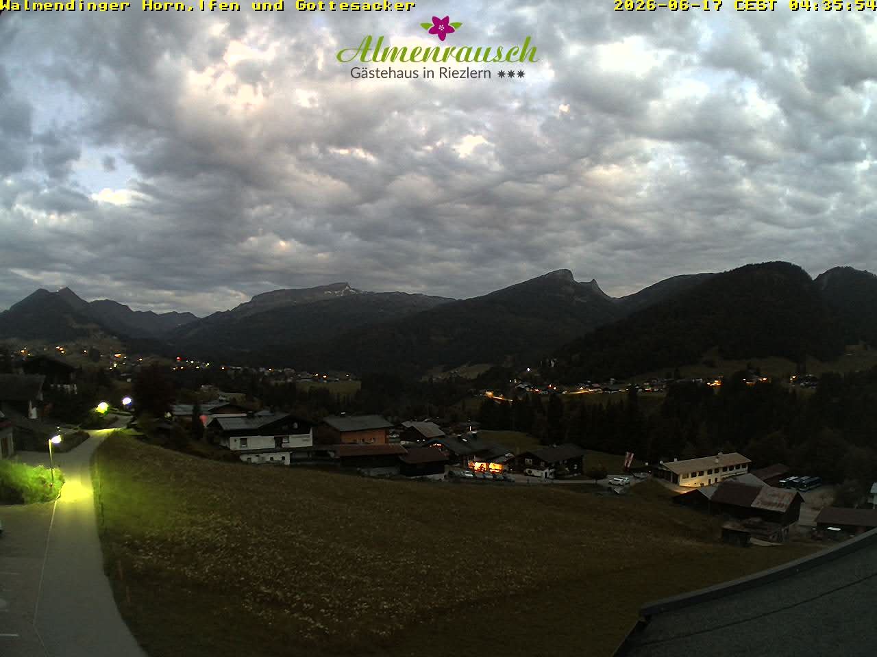 Archiv Foto Webcam Riezlern - Gästehaus Almenrausch