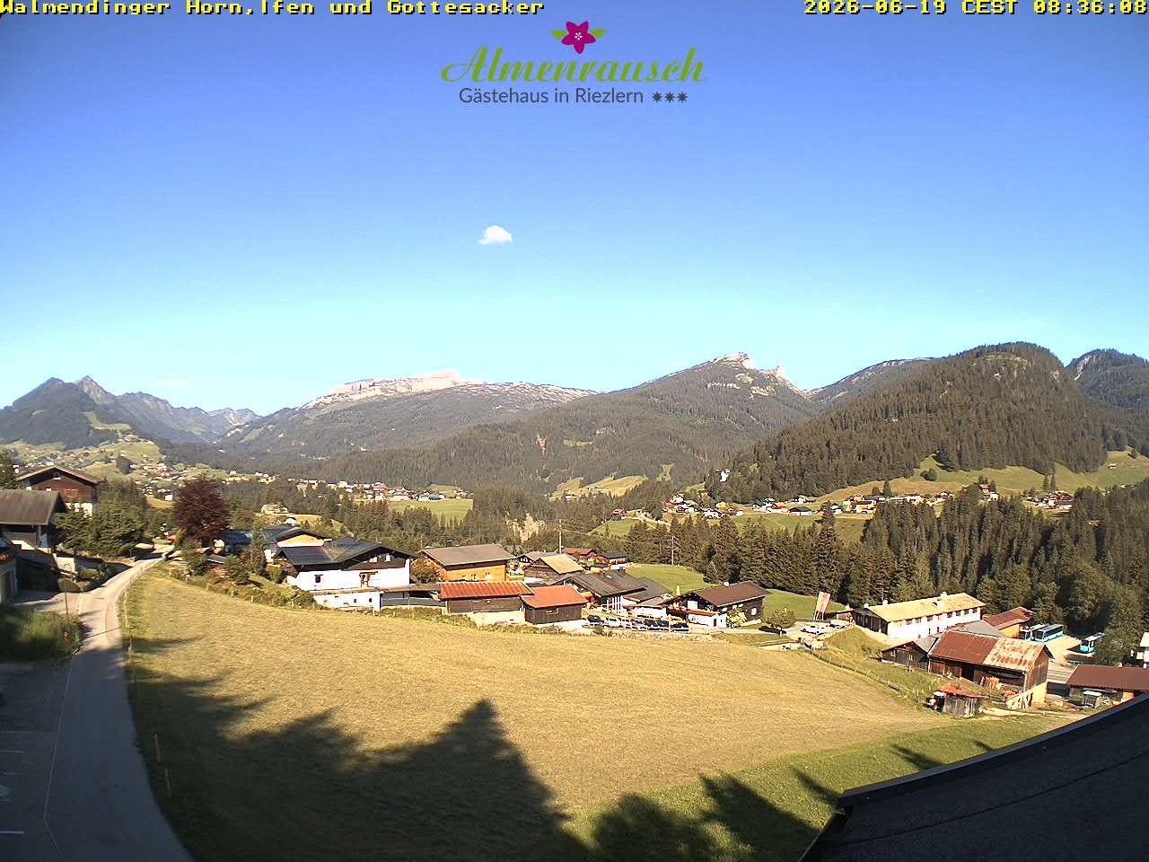 Archiv Foto Webcam Riezlern - Gästehaus Almenrausch