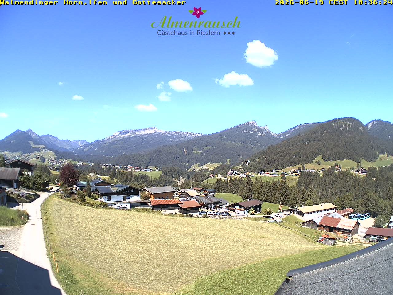 Archiv Foto Webcam Riezlern - Gästehaus Almenrausch