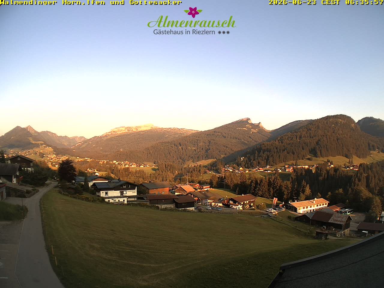 Archiv Foto Webcam Riezlern - Gästehaus Almenrausch