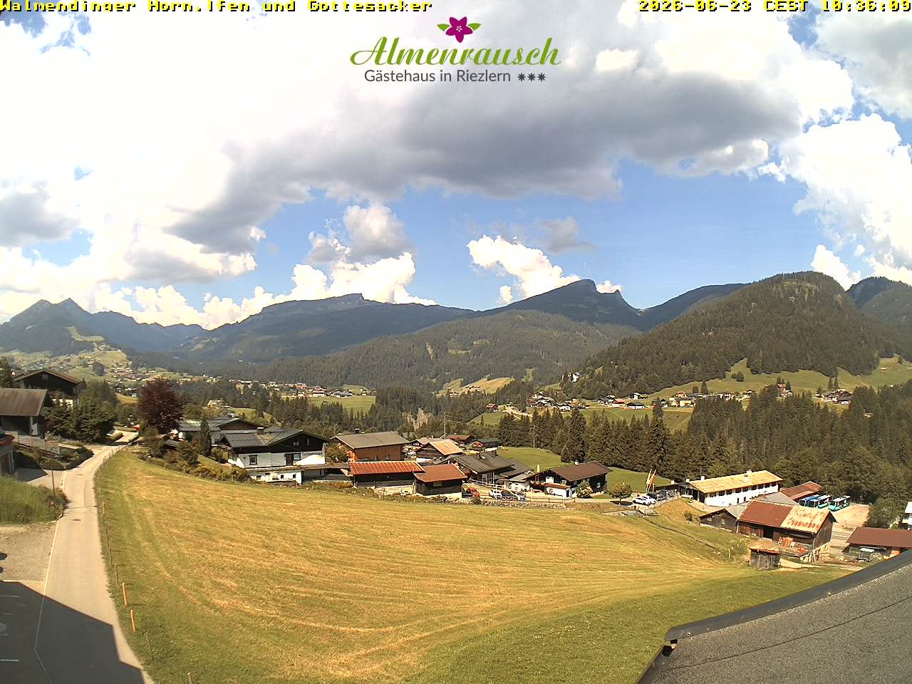 Archiv Foto Webcam Riezlern - Gästehaus Almenrausch