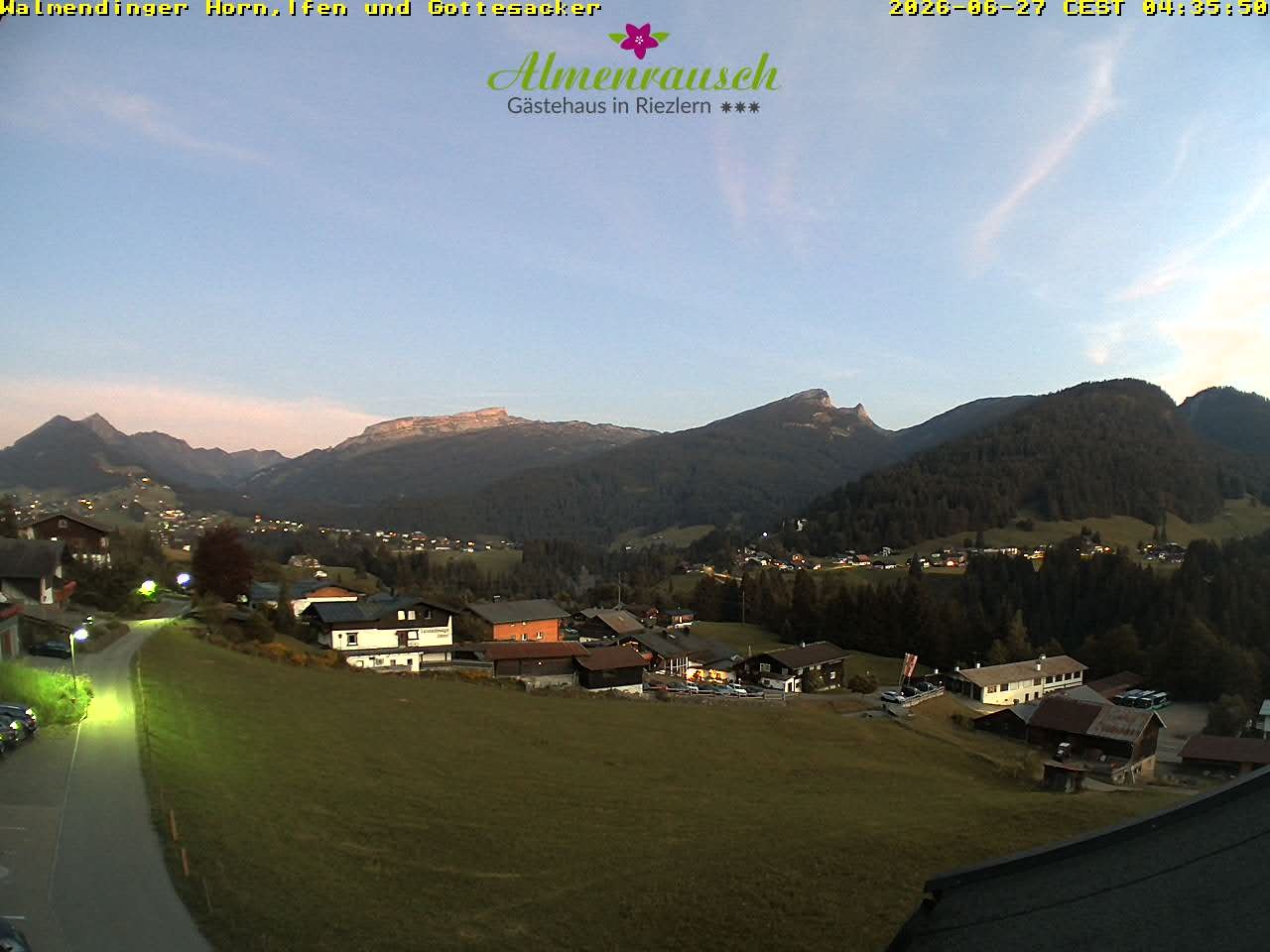 Archived image Webcam Guesthouse "Almenrausch"