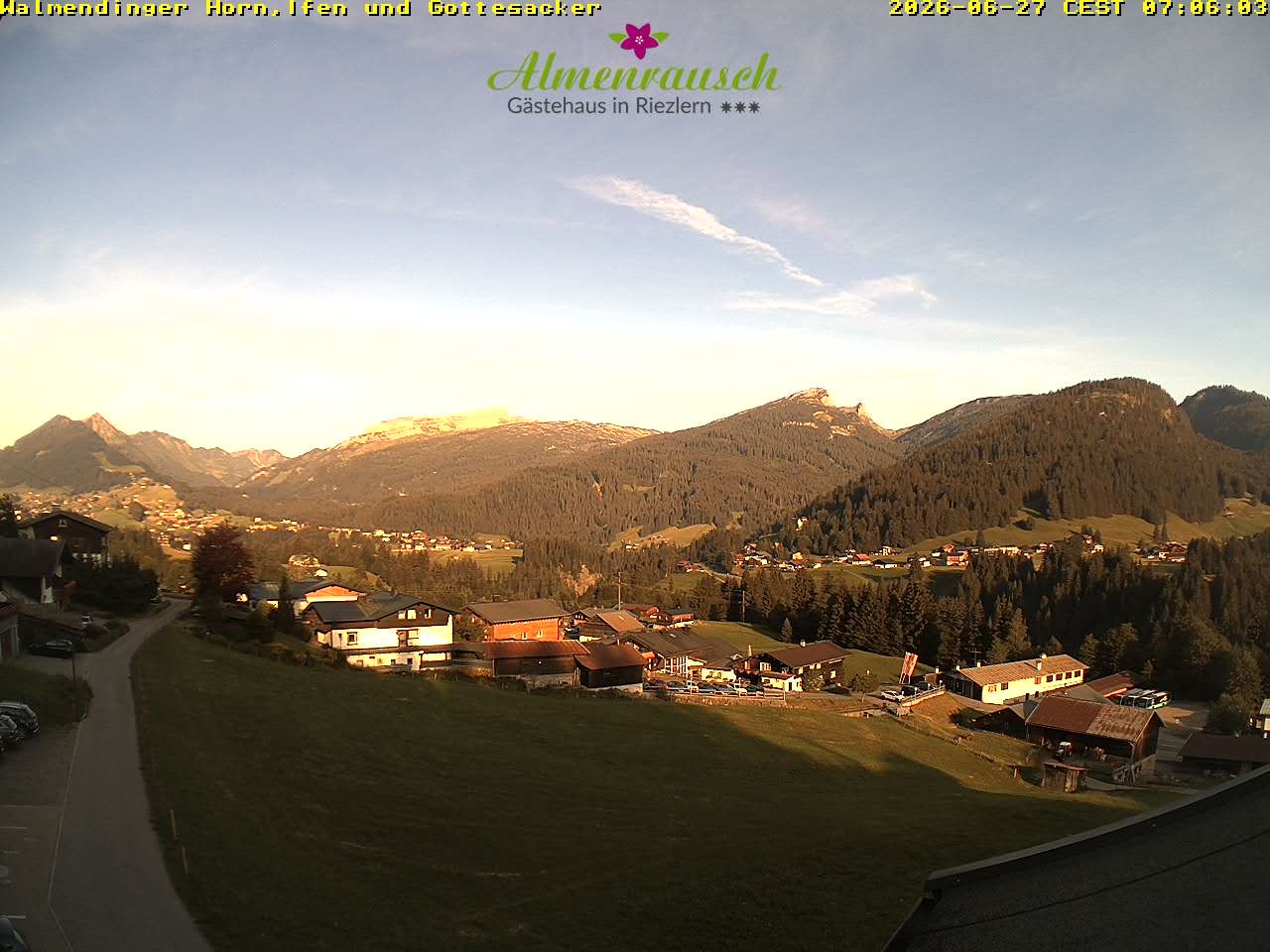 Archived image Webcam Guesthouse "Almenrausch"