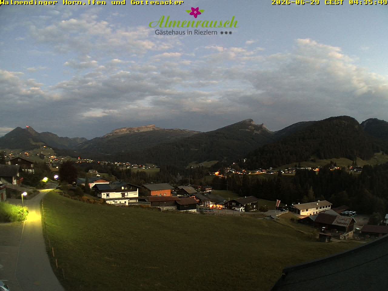 Archiv Foto Webcam Riezlern - Gästehaus Almenrausch