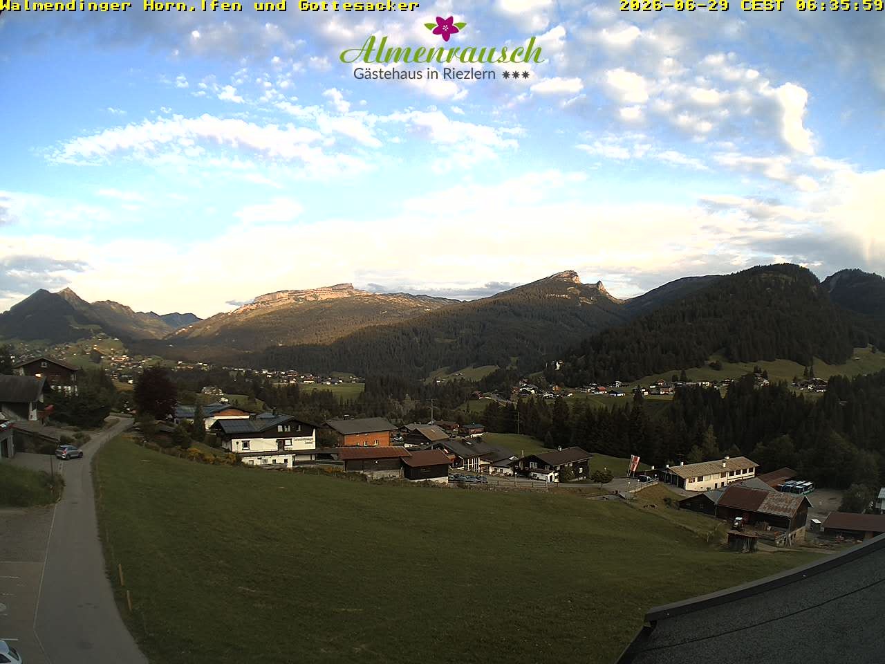 Archiv Foto Webcam Riezlern - Gästehaus Almenrausch