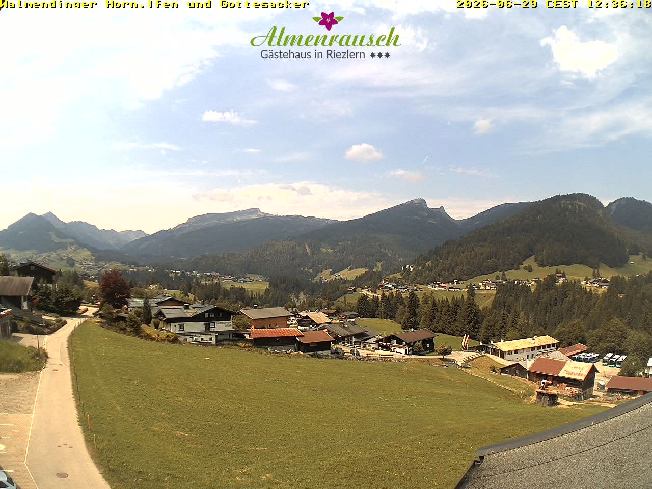 Archiv Foto Webcam Riezlern - Gästehaus Almenrausch