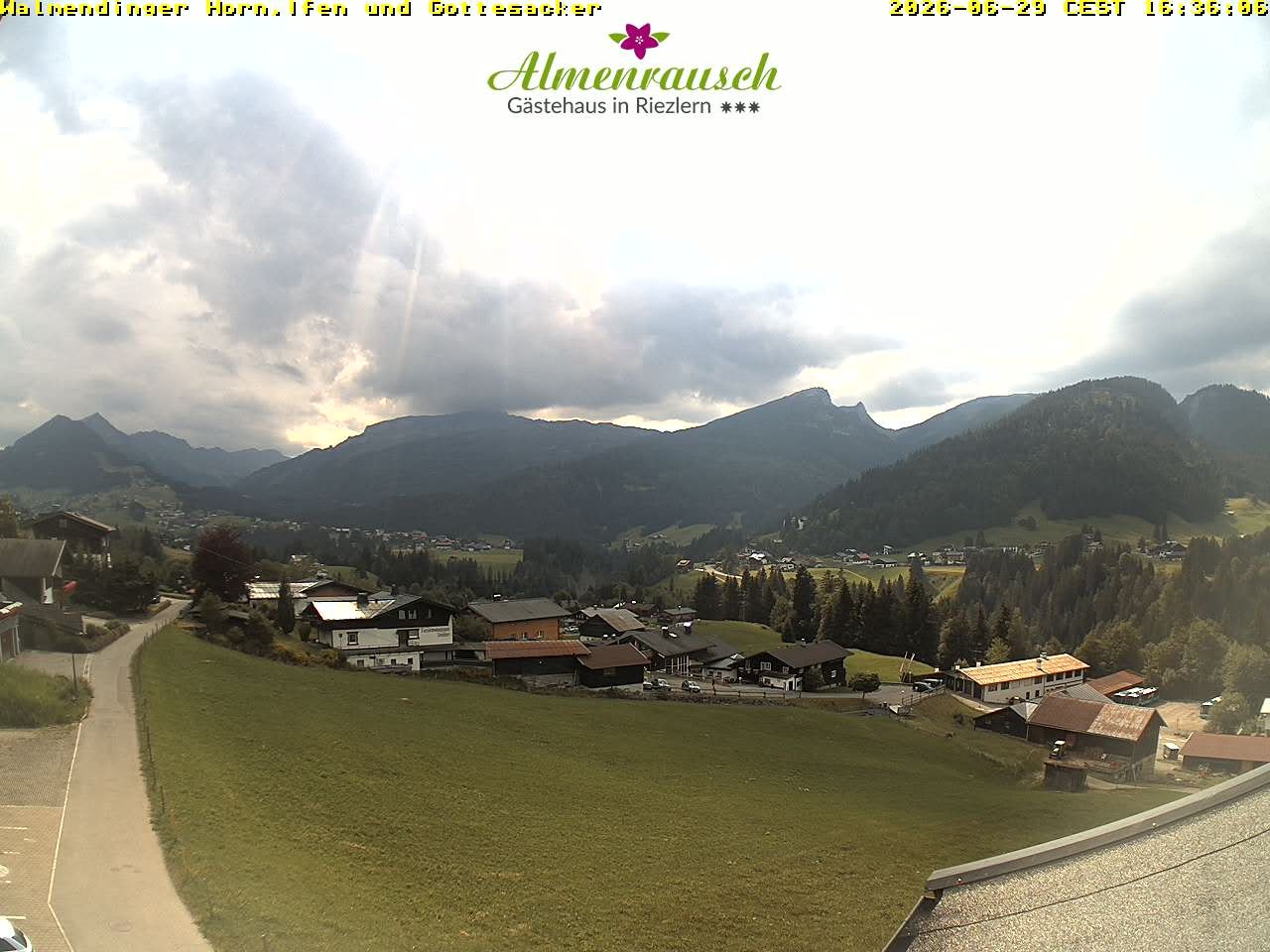 Archiv Foto Webcam Riezlern - Gästehaus Almenrausch