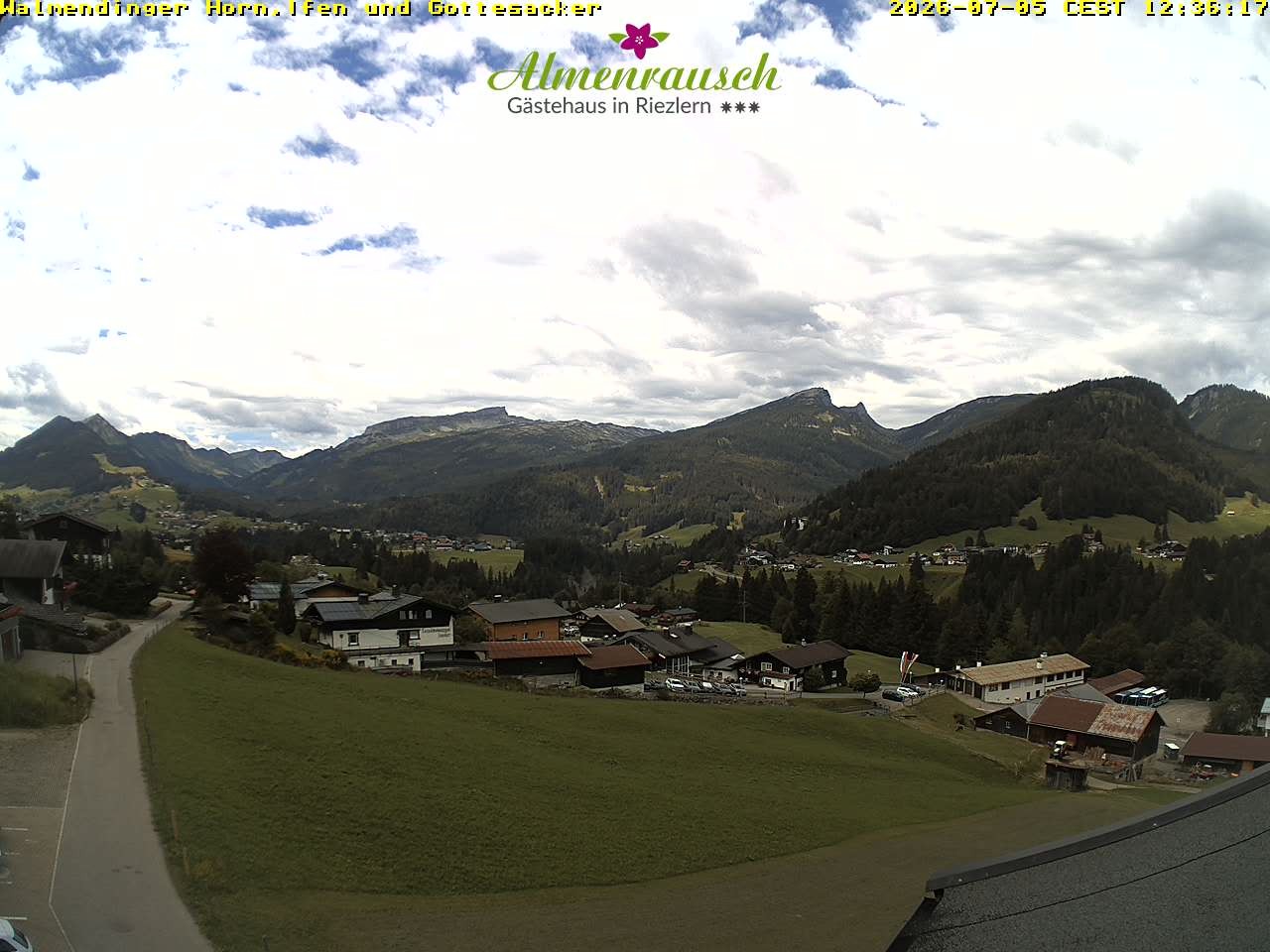Archiv Foto Webcam Riezlern - Gästehaus Almenrausch
