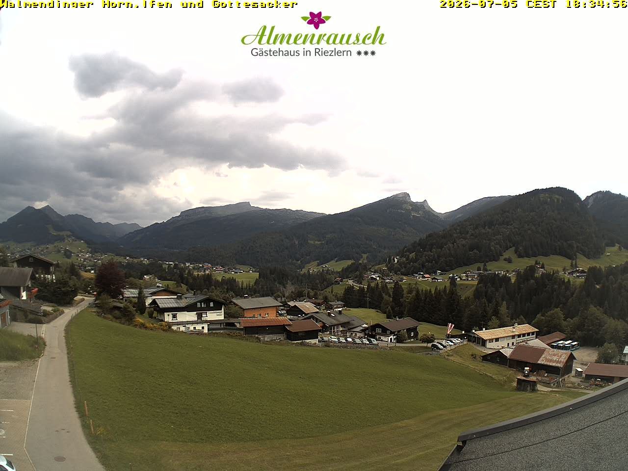 Archiv Foto Webcam Riezlern - Gästehaus Almenrausch