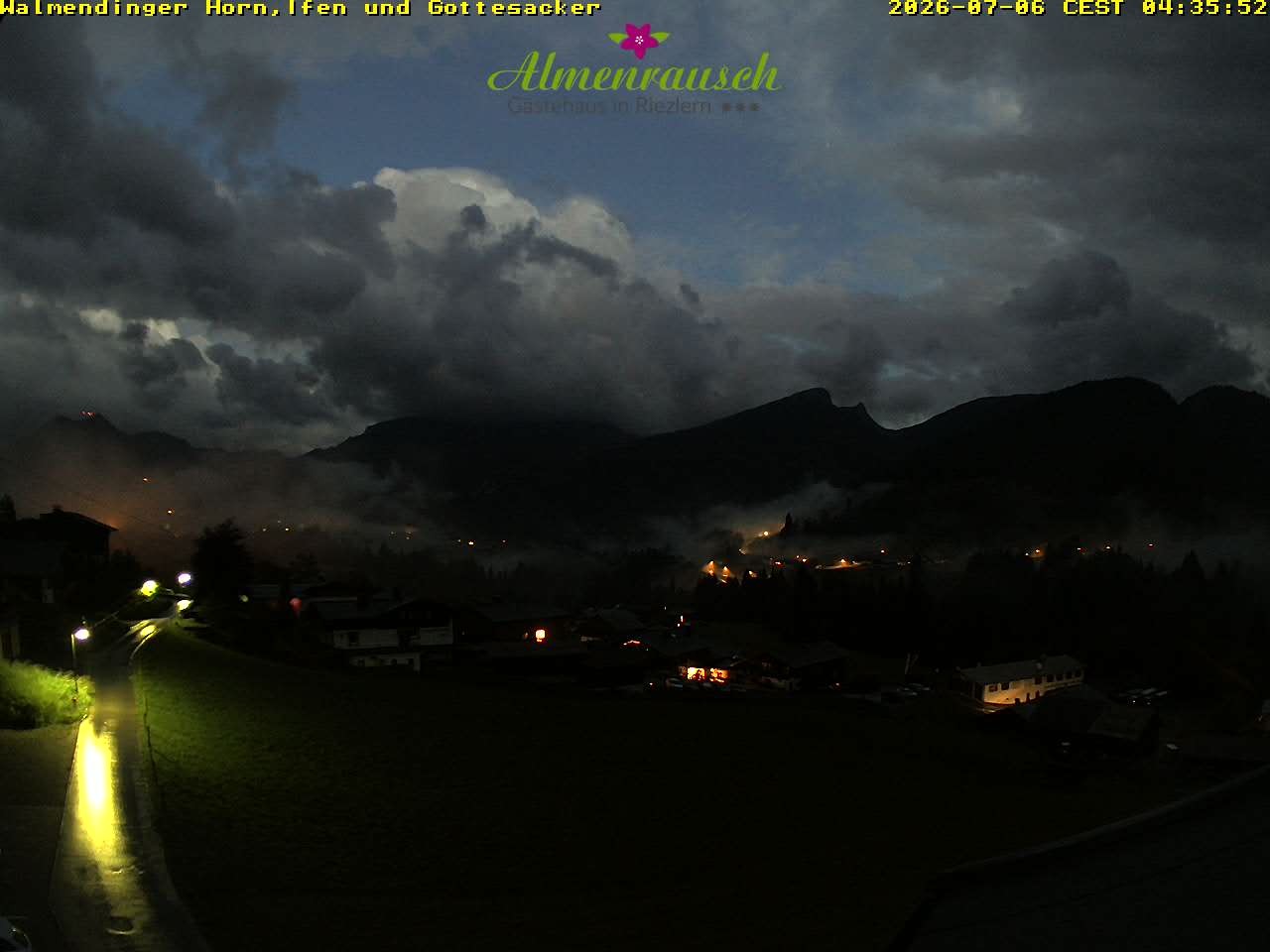 Archiv Foto Webcam Riezlern - Gästehaus Almenrausch