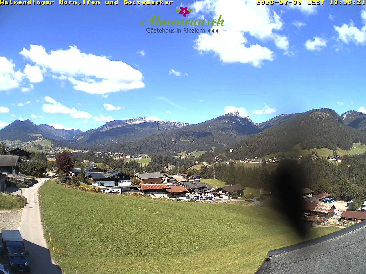 Archiv Foto Webcam Riezlern - Gästehaus Almenrausch