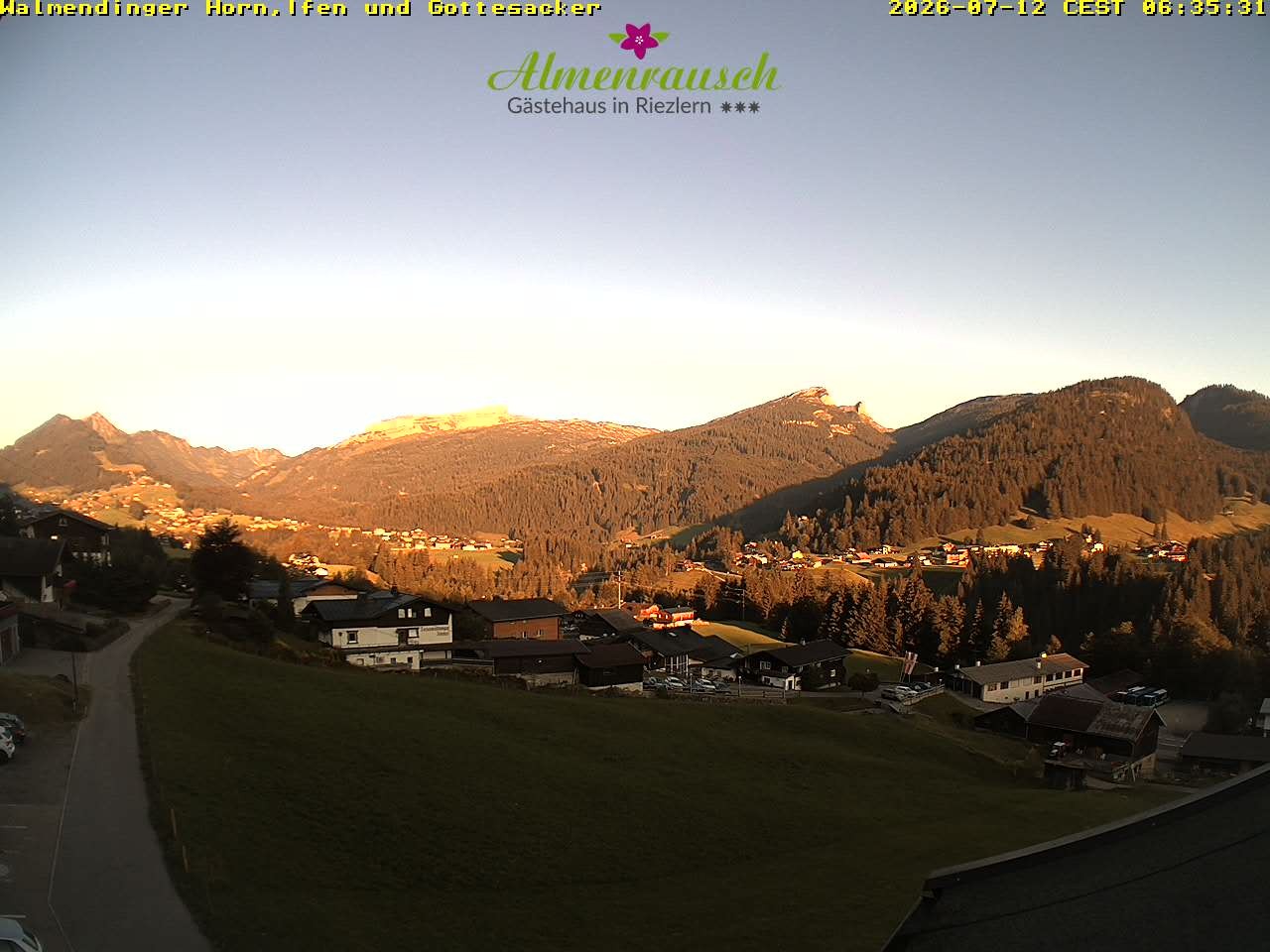 Archiv Foto Webcam Riezlern - Gästehaus Almenrausch