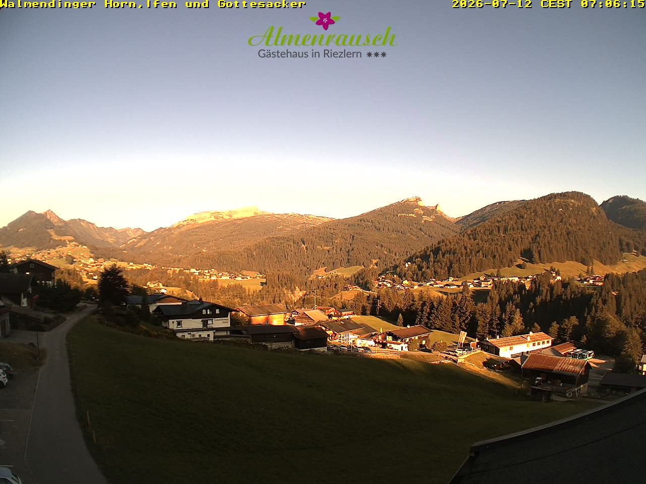 Archiv Foto Webcam Riezlern - Gästehaus Almenrausch