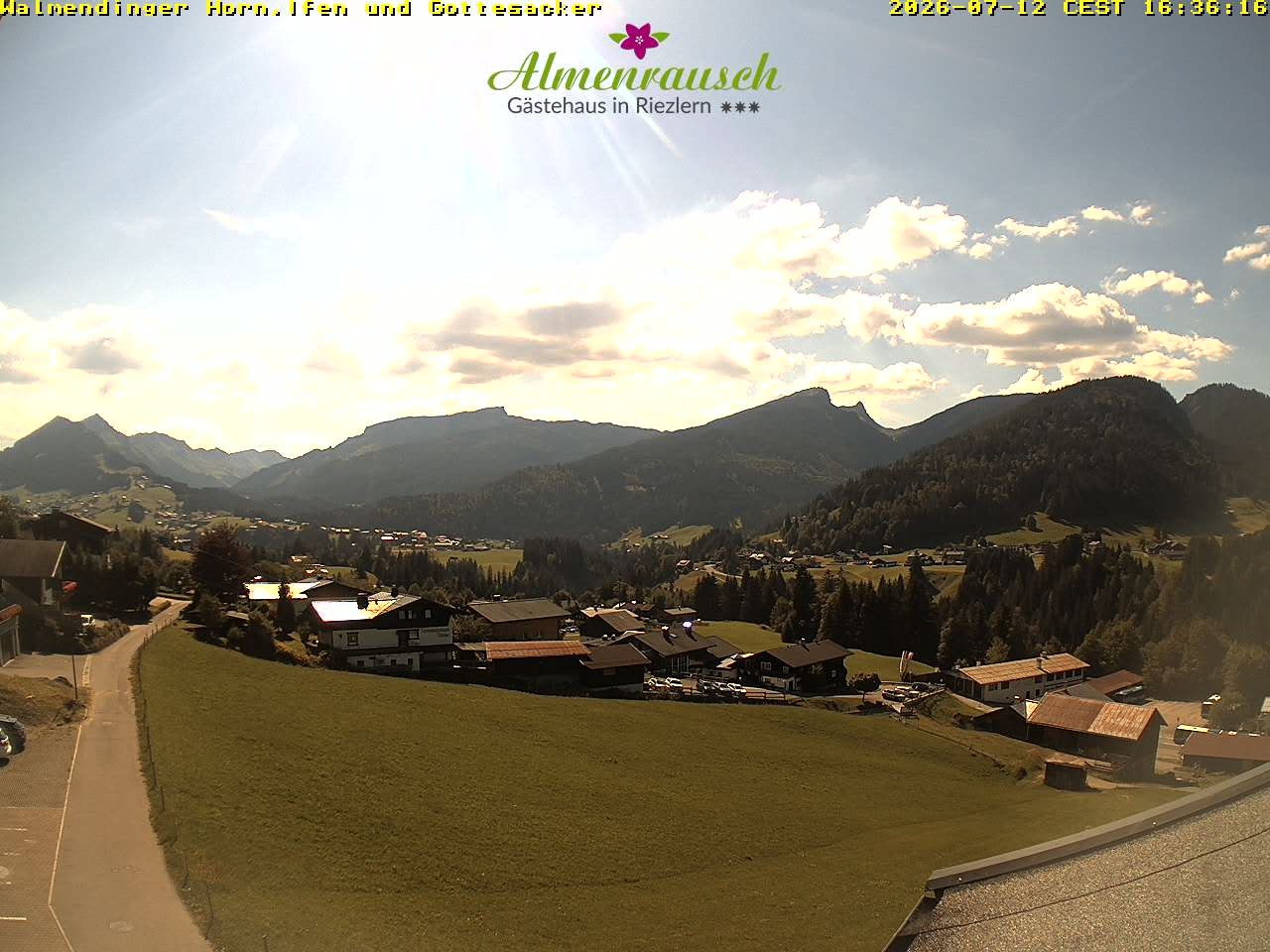 Archiv Foto Webcam Riezlern - Gästehaus Almenrausch