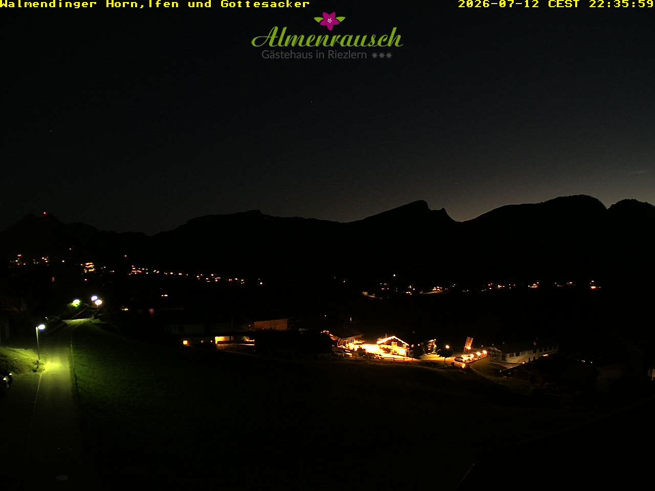 Archived image Webcam Guesthouse "Almenrausch"