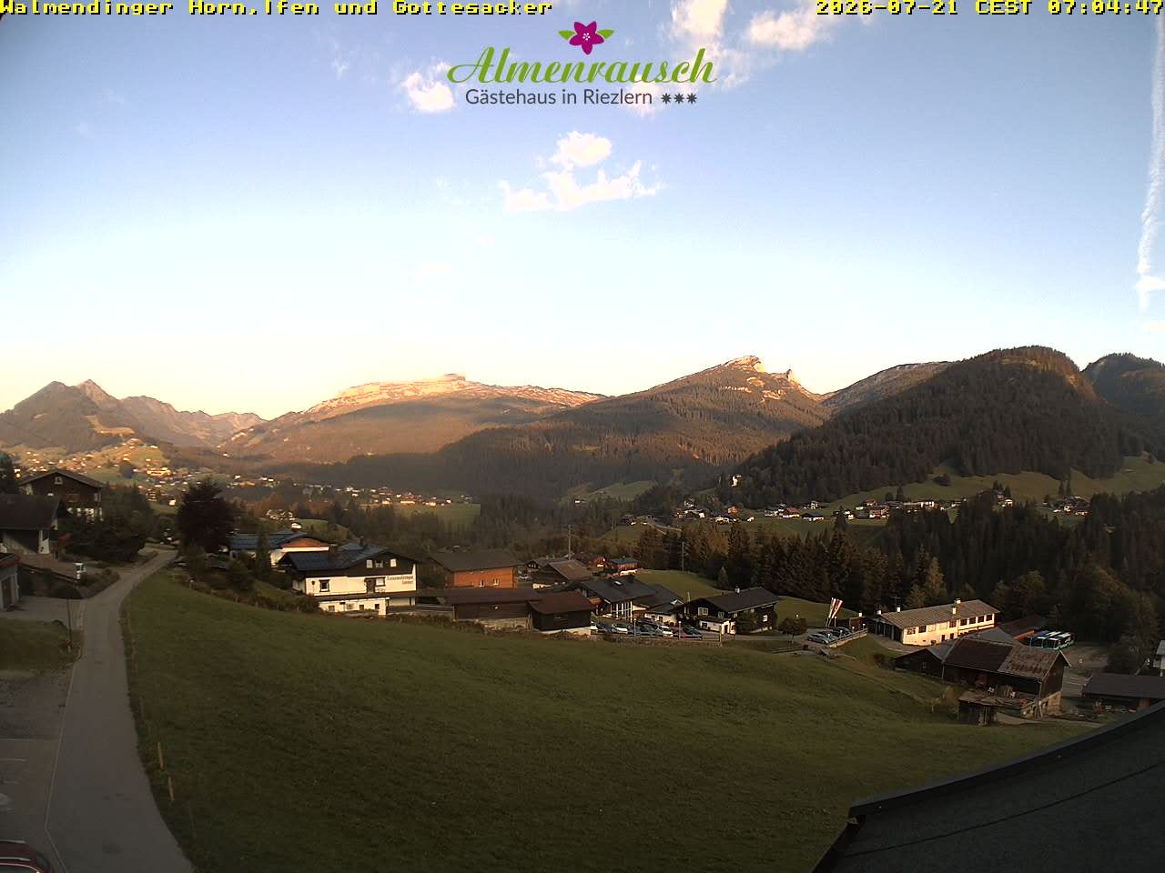 Archiv Foto Webcam Riezlern - Gästehaus Almenrausch