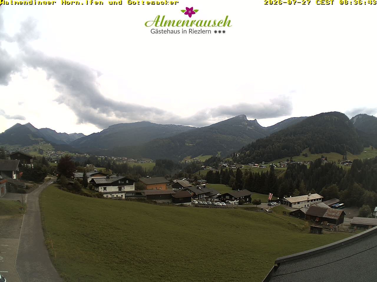 Archived image Webcam Guesthouse "Almenrausch"