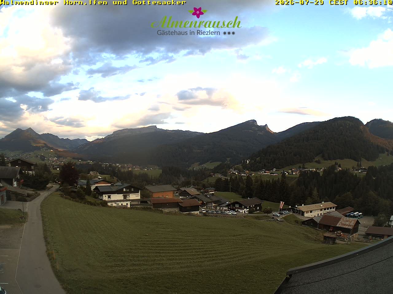 Archiv Foto Webcam Riezlern - Gästehaus Almenrausch