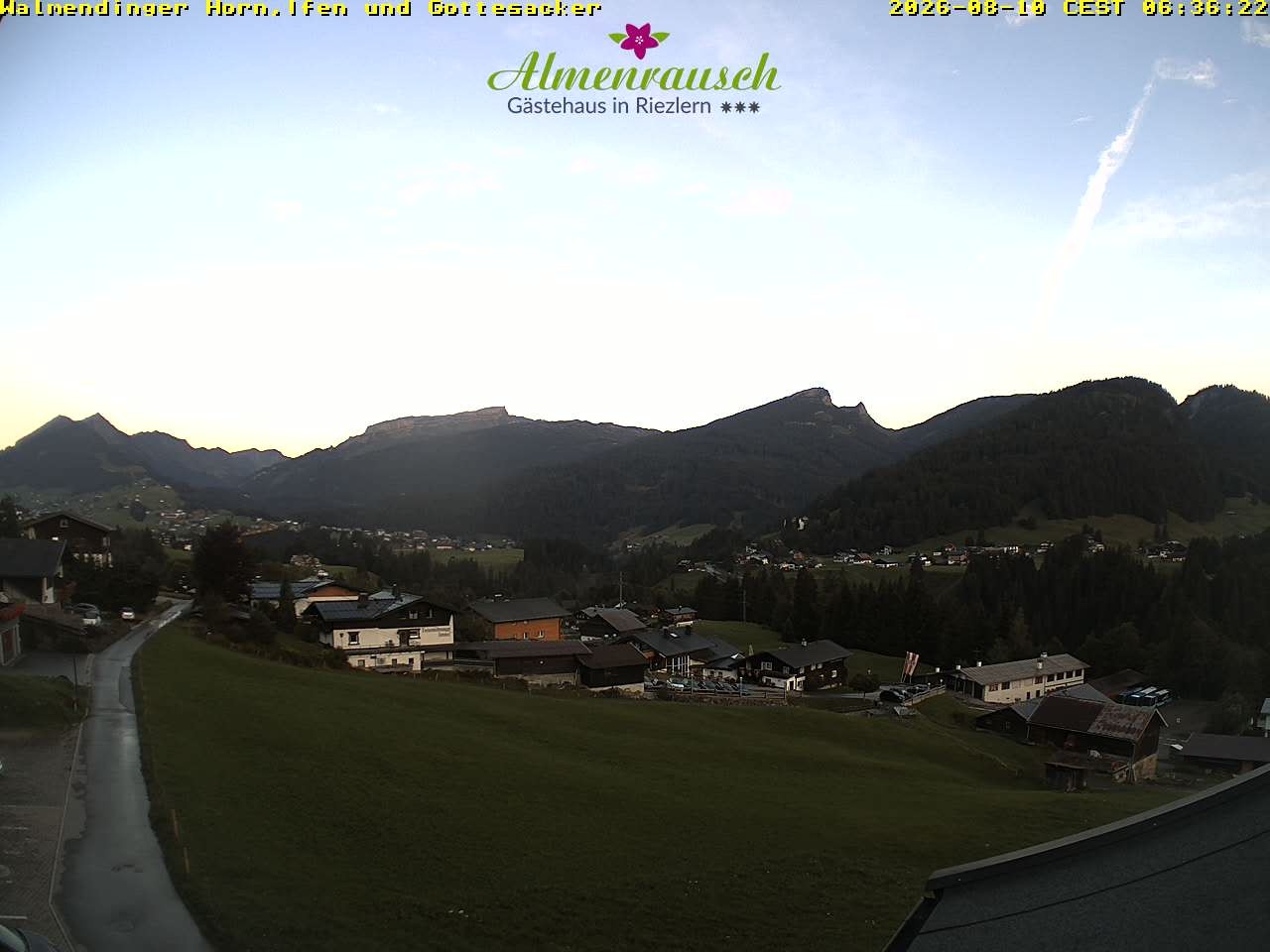 Archived image Webcam Guesthouse "Almenrausch"