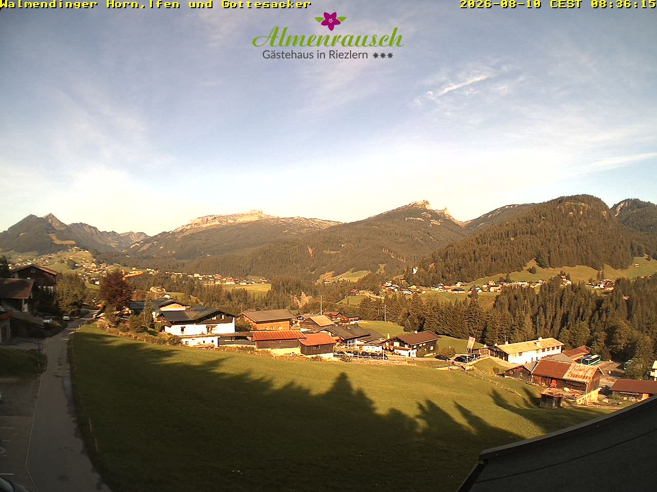 Archived image Webcam Guesthouse "Almenrausch"