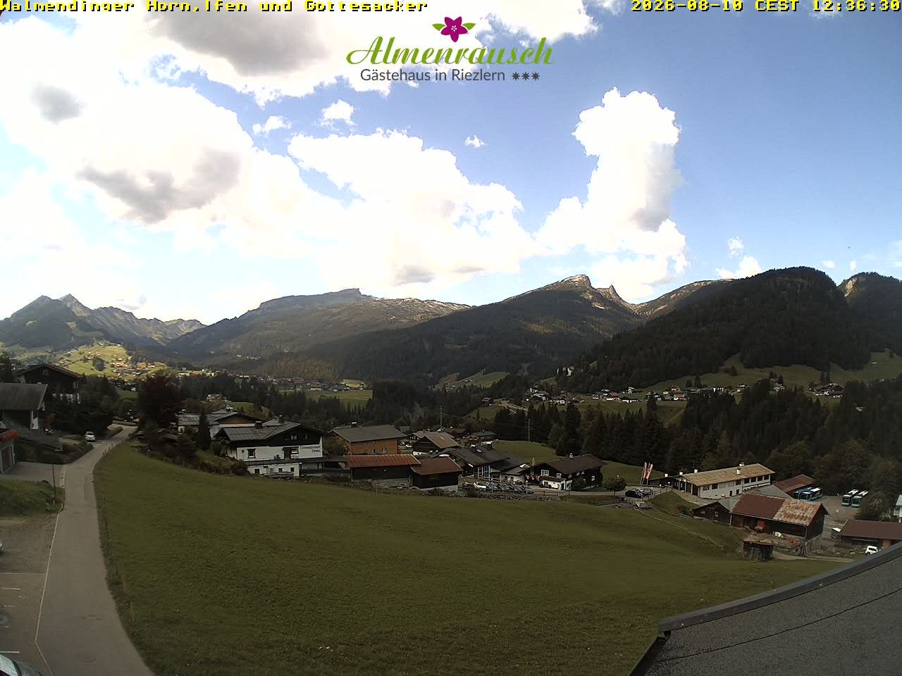 Archived image Webcam Guesthouse "Almenrausch"