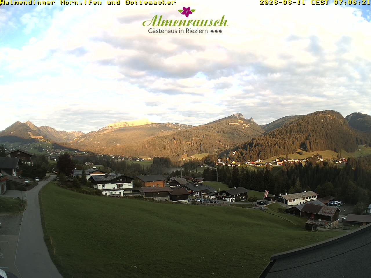 Archiv Foto Webcam Riezlern - Gästehaus Almenrausch