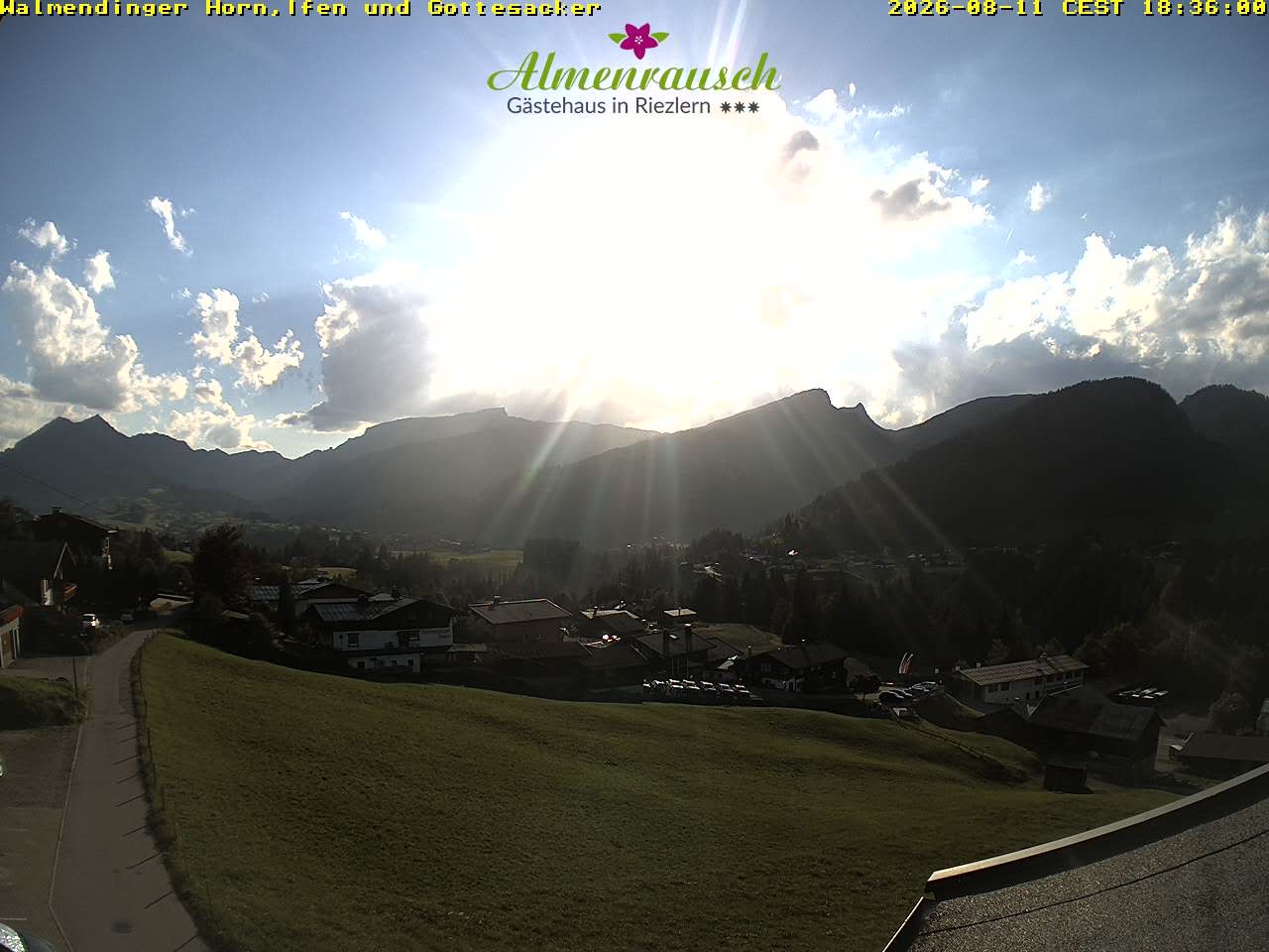 Archiv Foto Webcam Riezlern - Gästehaus Almenrausch