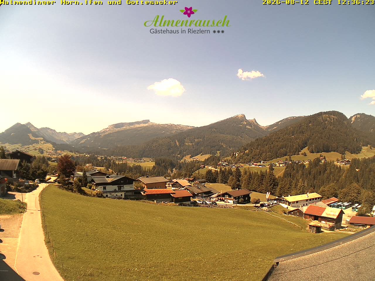 Archived image Webcam Guesthouse "Almenrausch"