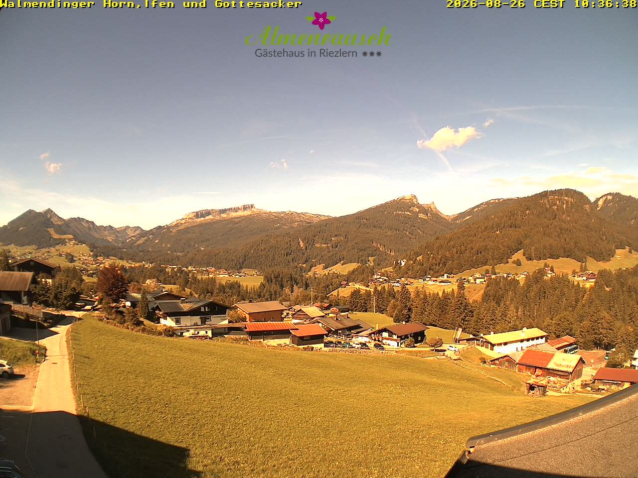 Archived image Webcam Guesthouse "Almenrausch"