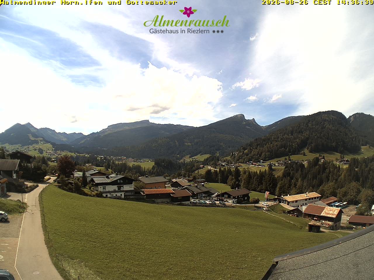 Archived image Webcam Guesthouse "Almenrausch"