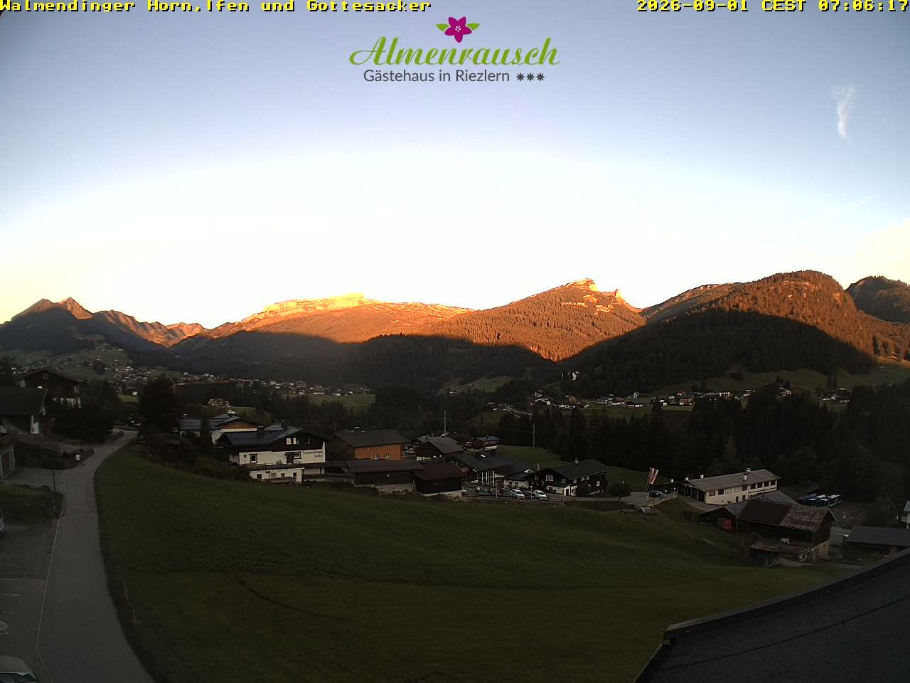 Archiv Foto Webcam Riezlern - Gästehaus Almenrausch