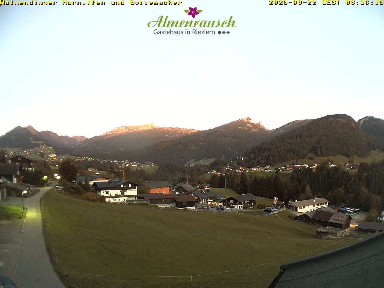 Archived image Webcam Guesthouse "Almenrausch"
