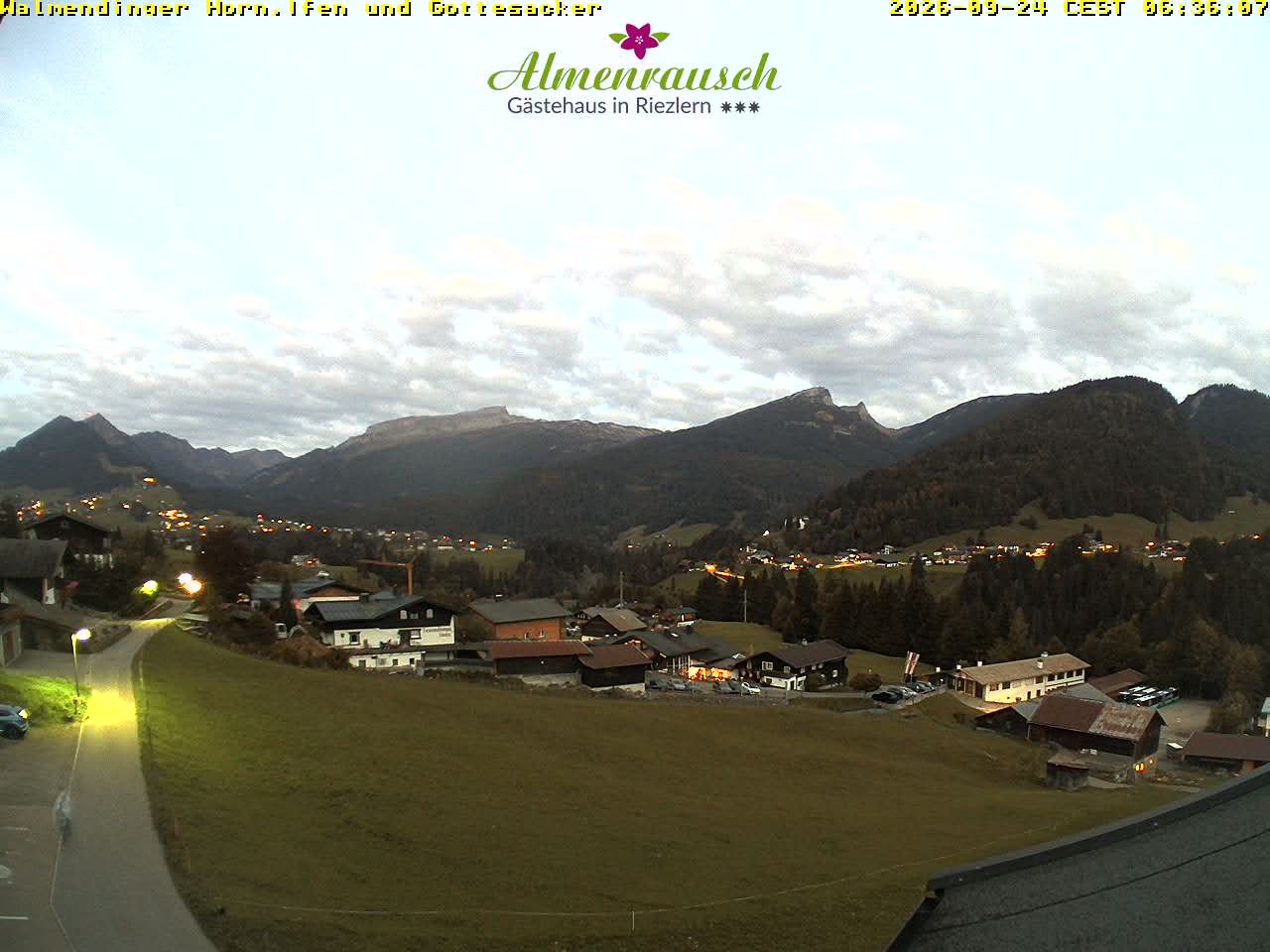Archived image Webcam Guesthouse "Almenrausch"