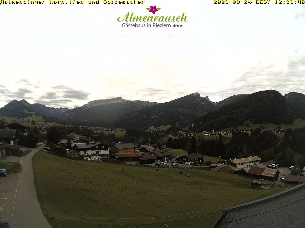 Archived image Webcam Guesthouse "Almenrausch"