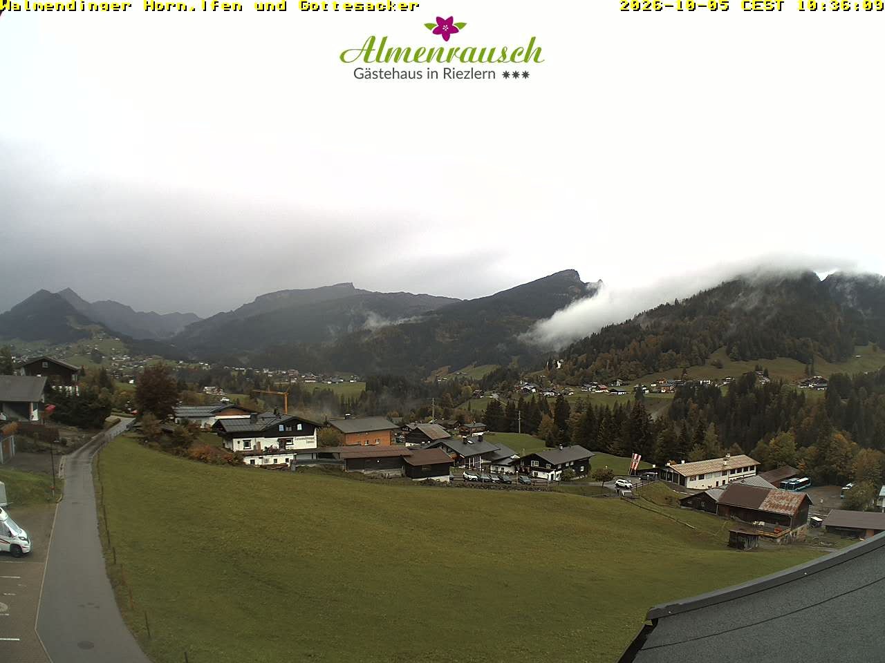 Archived image Webcam Guesthouse "Almenrausch"